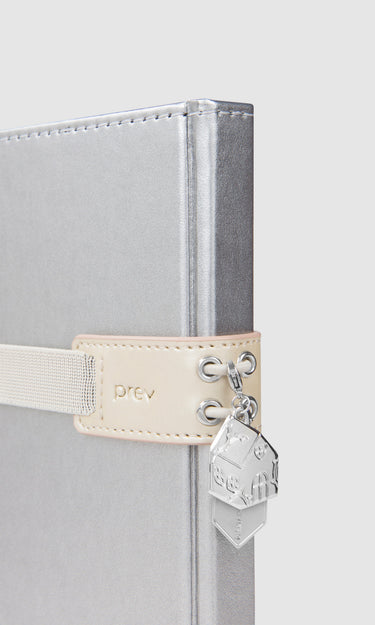 NOTEBOOK/PENHOLDER - A6 VANILLA
