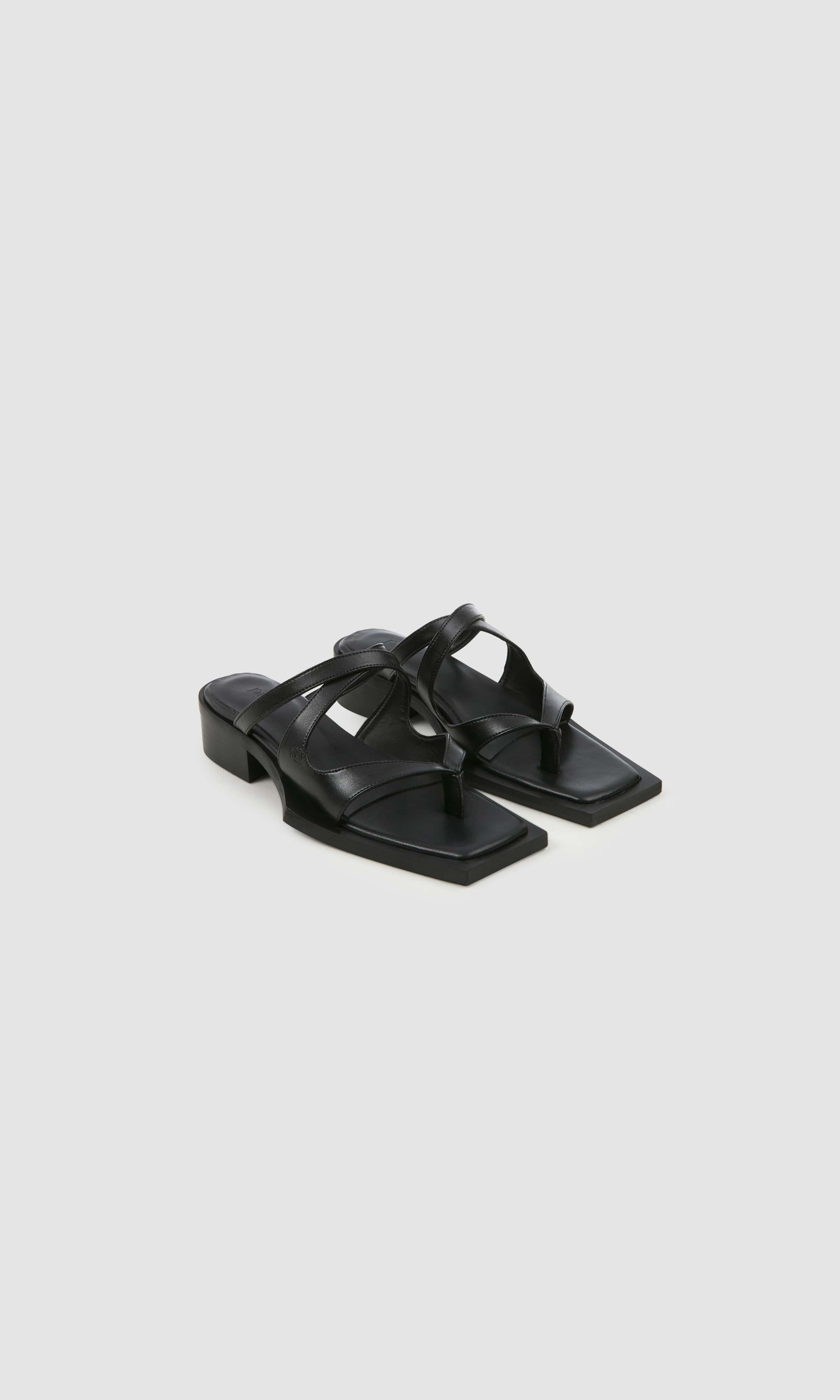 prev - KAREL MULE - BLACK